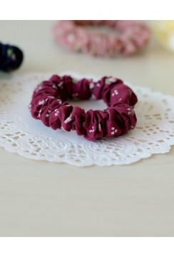 Little Posies Mini Scrunchie in Maroon